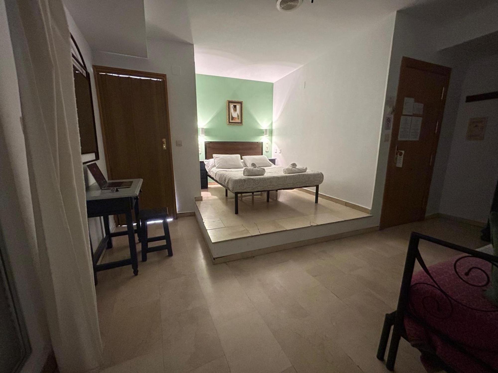 Hostal El Olivo Гранада Екстер'єр фото