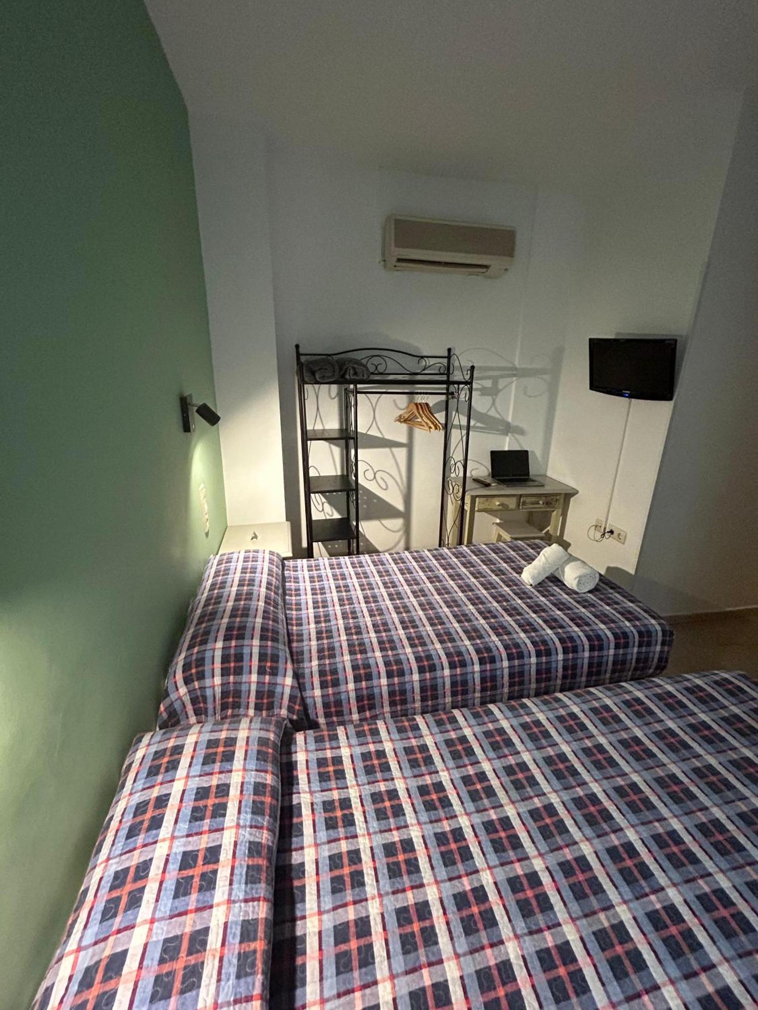 Hostal El Olivo Гранада Екстер'єр фото