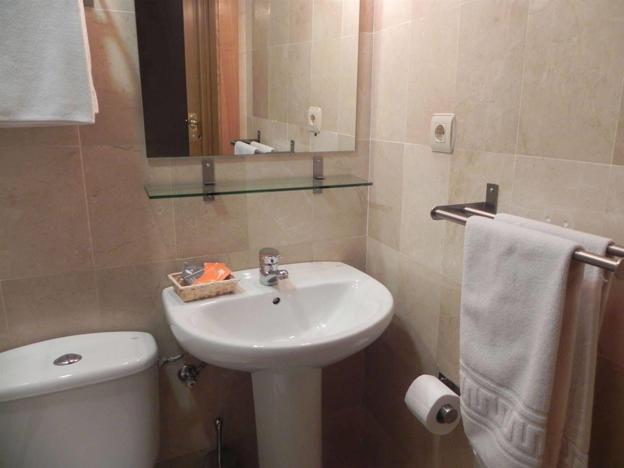 Hostal El Olivo Гранада Екстер'єр фото